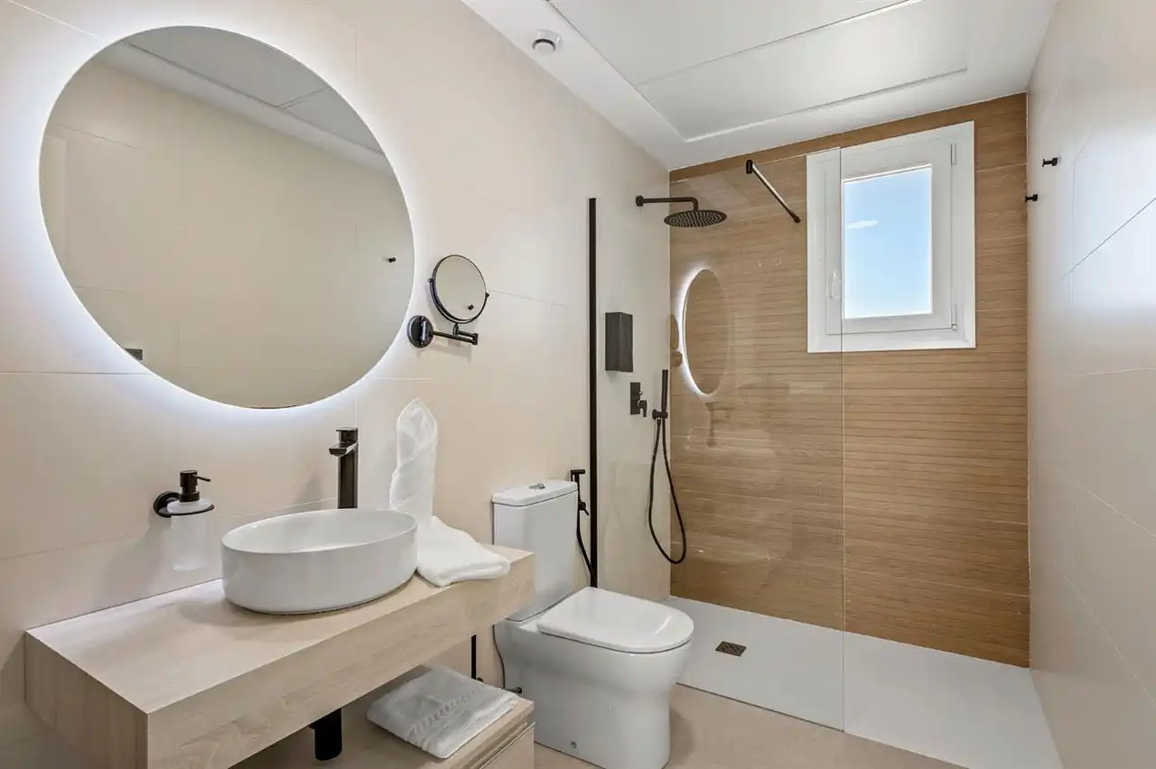 Bany de Apartament en venda en Los Alcázares amb Piscina i Moblat