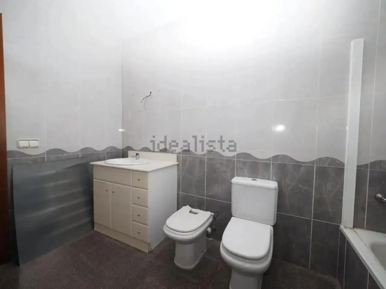 Bany de Casa o xalet en venda en Cubelles amb Jardí privat i Terrassa