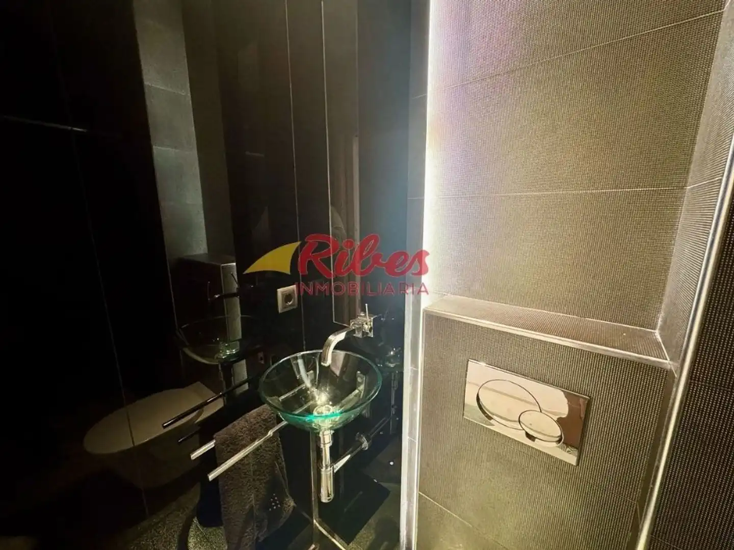 Badezimmer von Haus oder Chalet zum Verkauf in Cullera mit Klimaanlage, Terrasse und Abstellraum