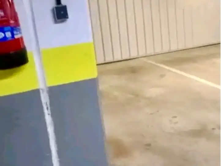 Garatge de lloguer a Calle la Adrada, 28, Ensanche de Vallecas - La Gavia
