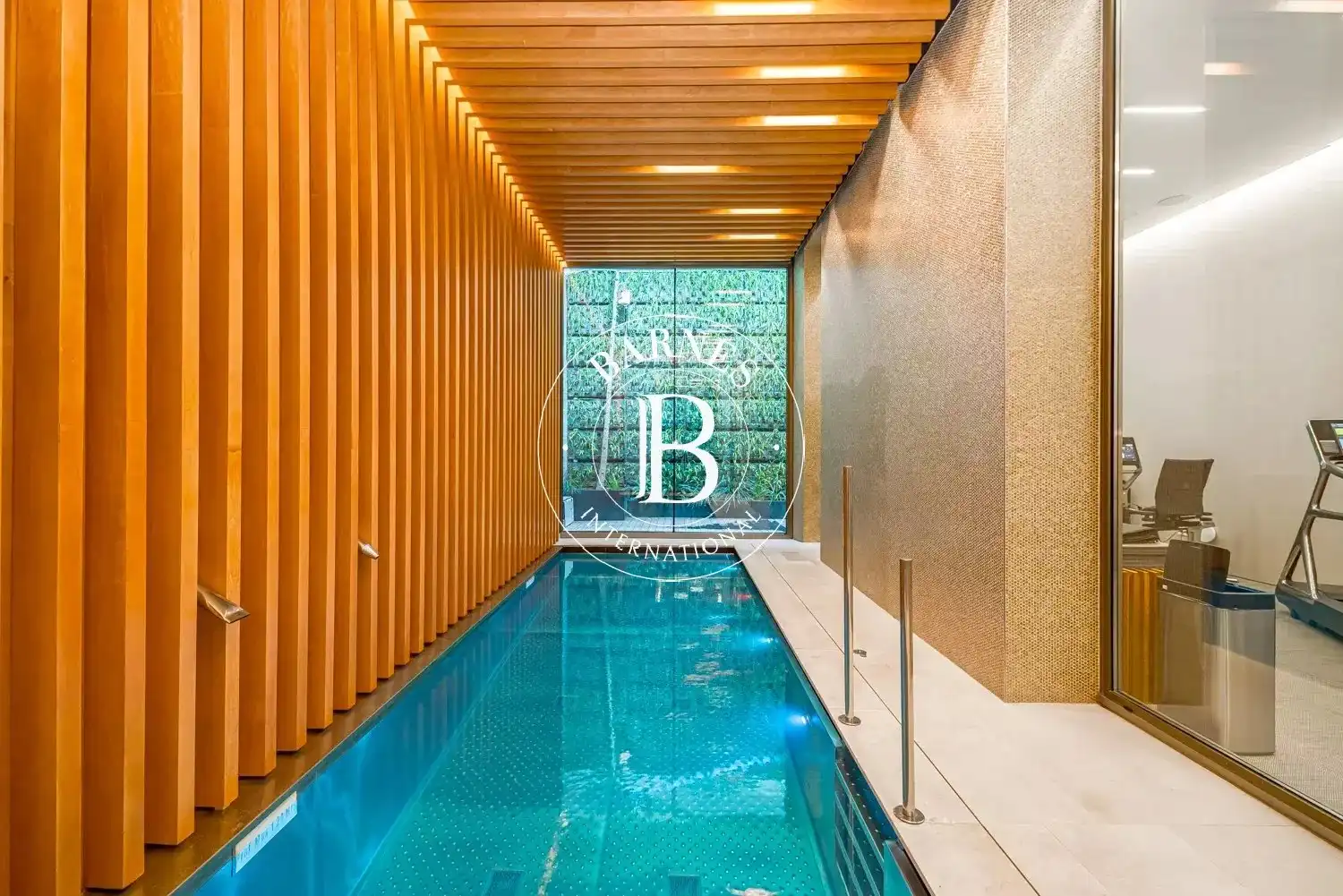 Swimming pool of Flat for rent in Madrid  with Air Conditioner, Heating and Swimming Pool