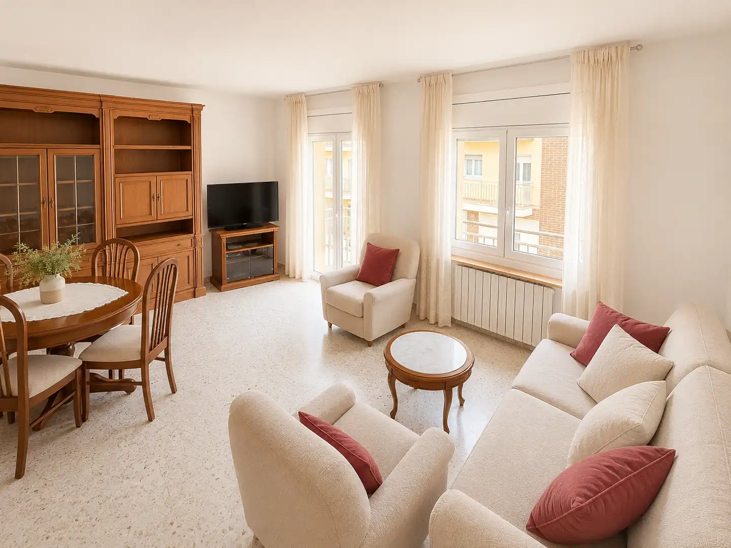 Casa adosada en venta en d'Arnald de Corcó, Manlleu
