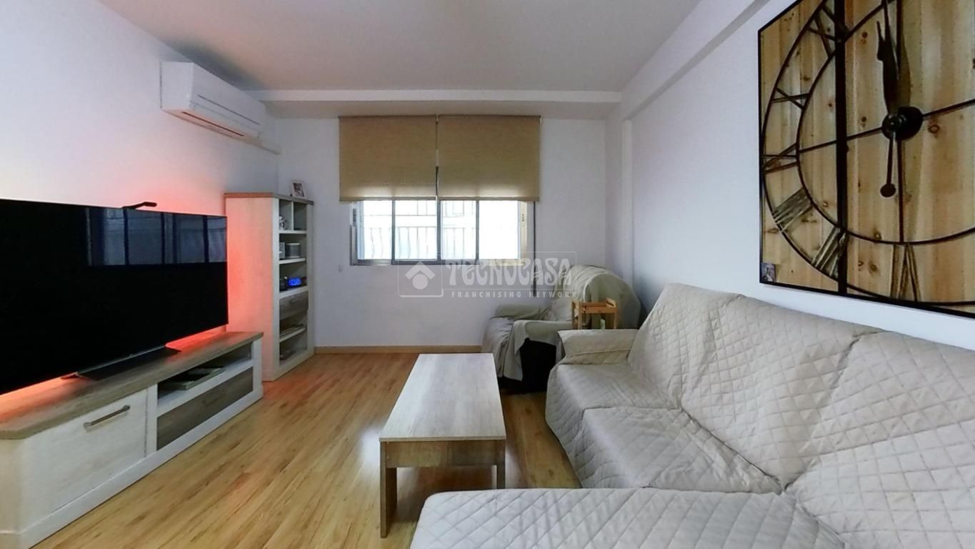 Living room of Flat for sale in Alcalá de Henares  with Heating