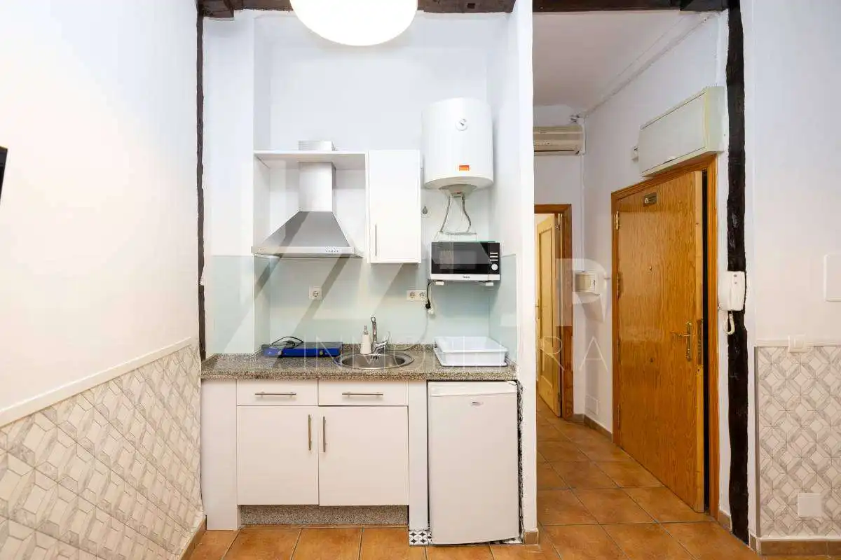 Appartamento con balcone in affitto a Calle Tundidores, imagen 9