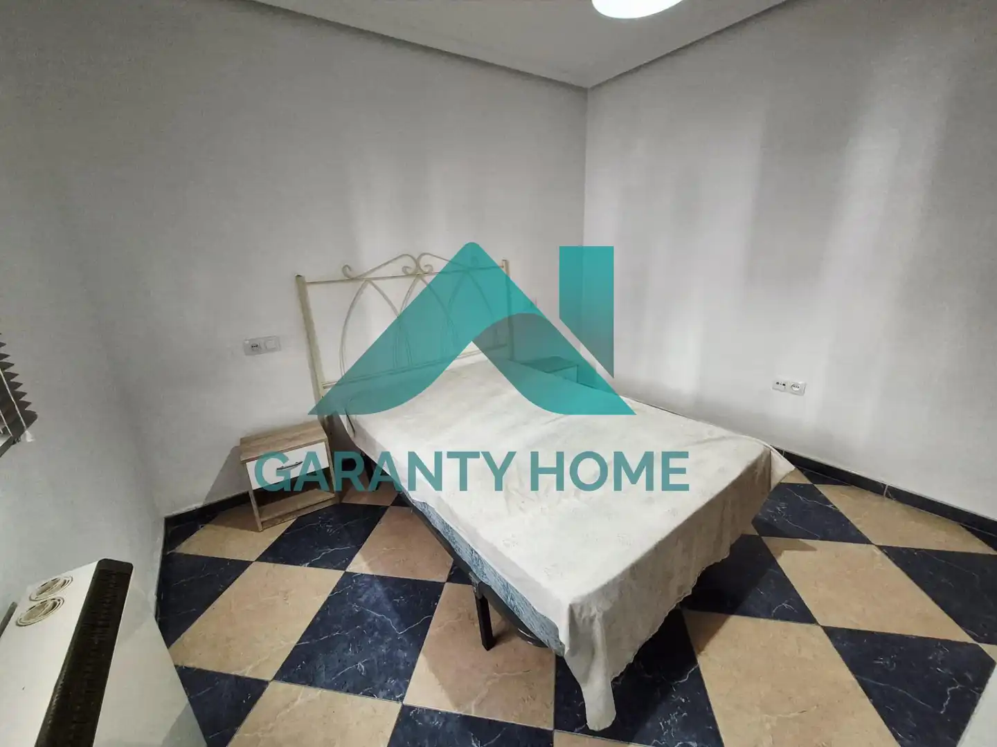 Dormitori de Casa o xalet en venda en Cáceres amb Aire condicionat, Calefacció i Terrassa