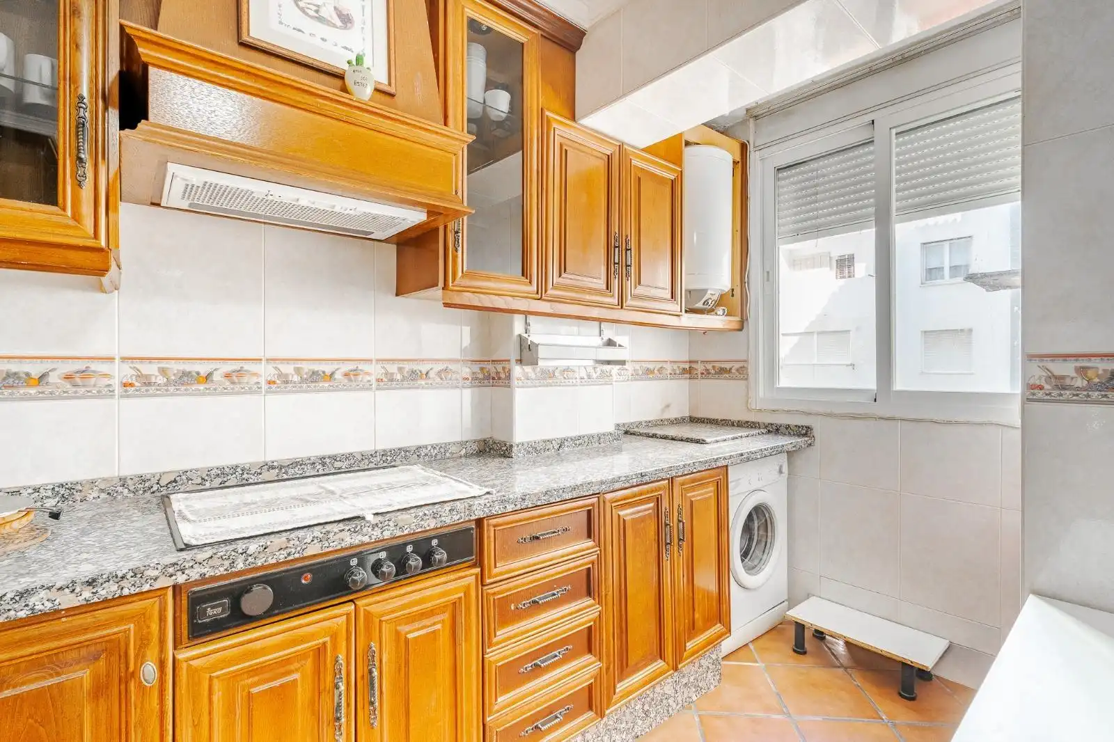 Küche von Wohnungen zum Verkauf in Estepona mit Möbliert