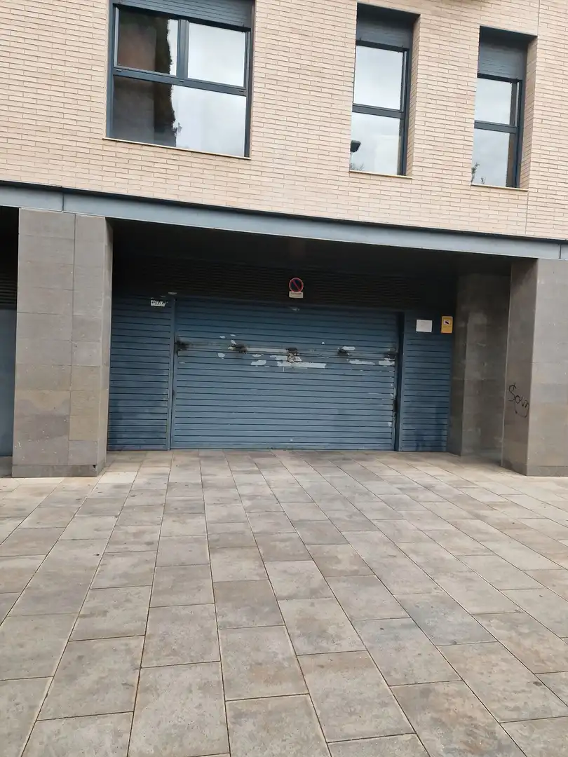 Einzelparkplatz mit Aufzug zur Miete in Carrer Barcelona 153, imagen 4