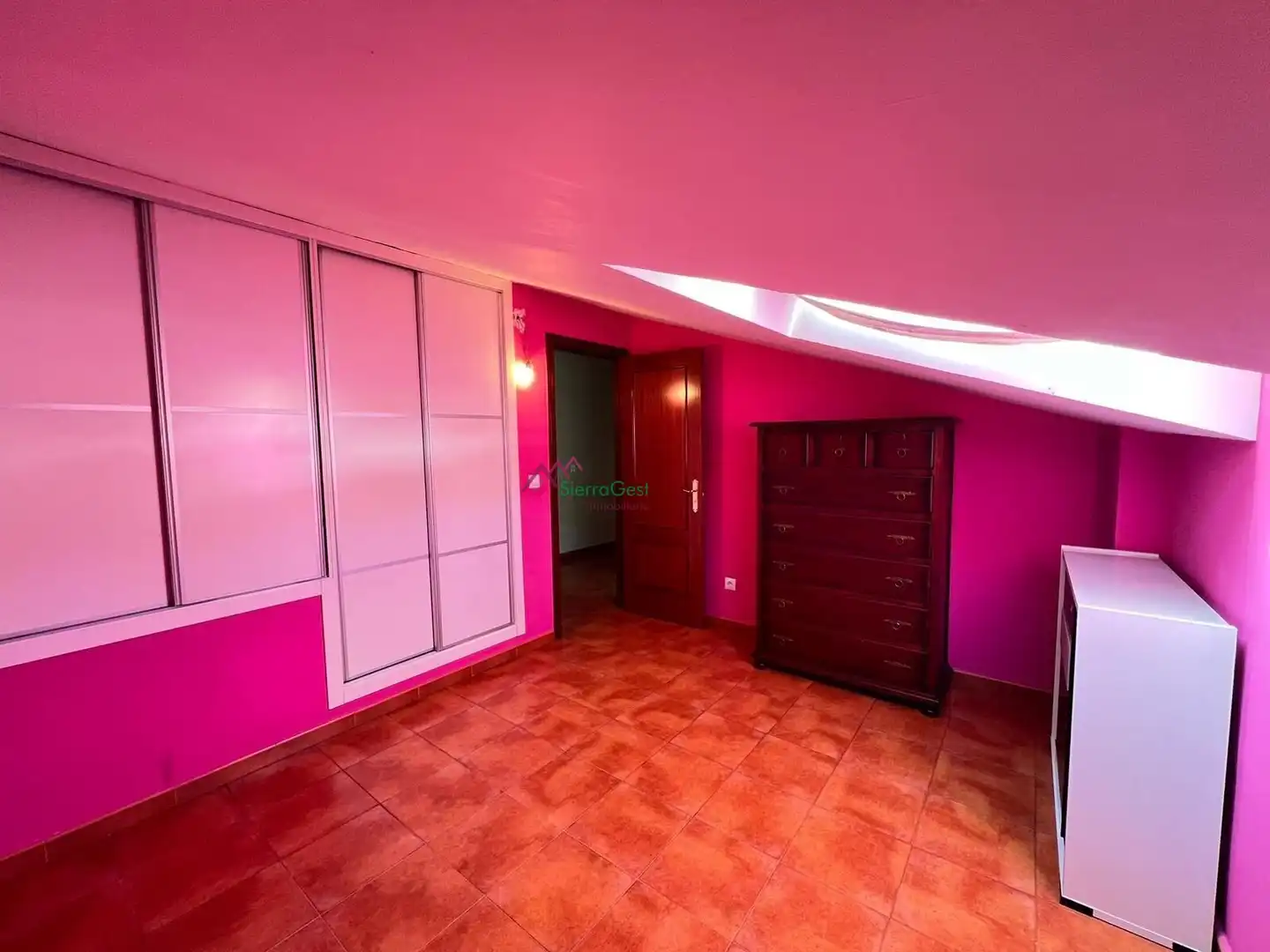 Maisonette zum Verkauf in Ubrique mit Klimaanlage