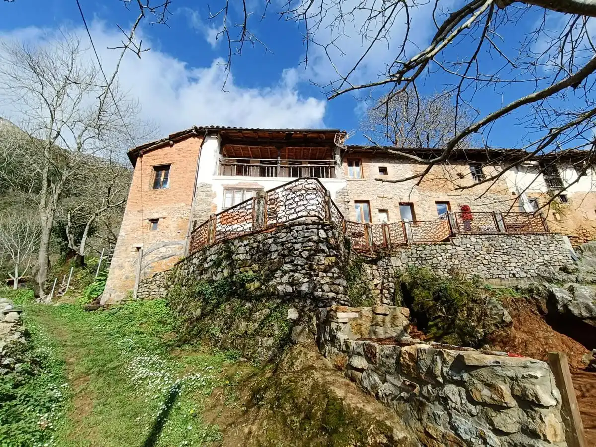 Terraced house for sale in Vibaña - Ardisana - Caldueño