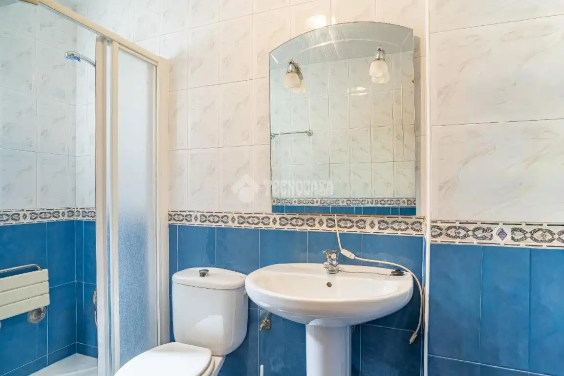 Bathroom of Flat for sale in Salobreña