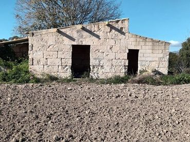 Country house for sale in Muro