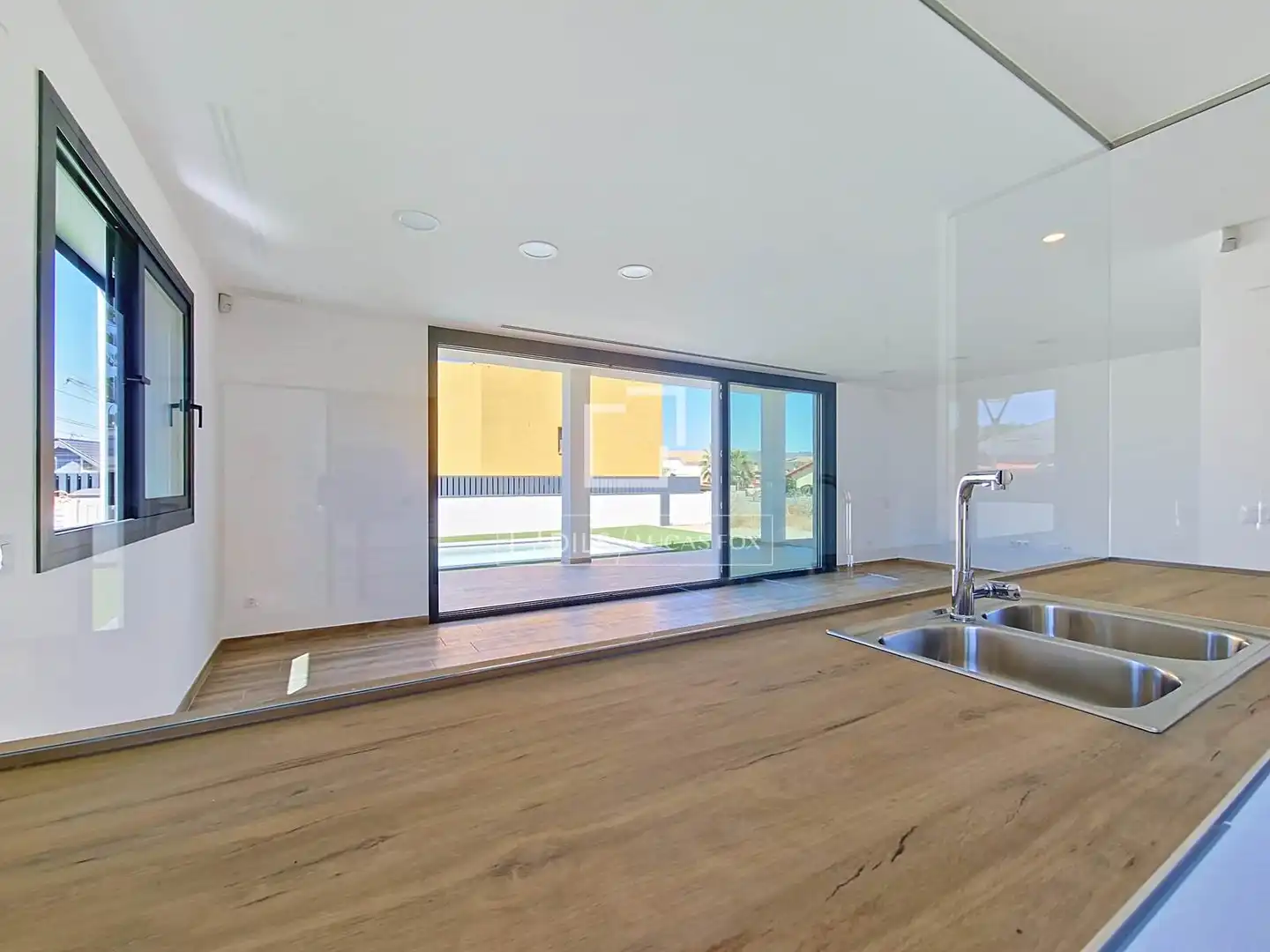 Cocina de Casa o chalet en venta en El Vendrell con Aire acondicionado, Calefacción y Jardín privado