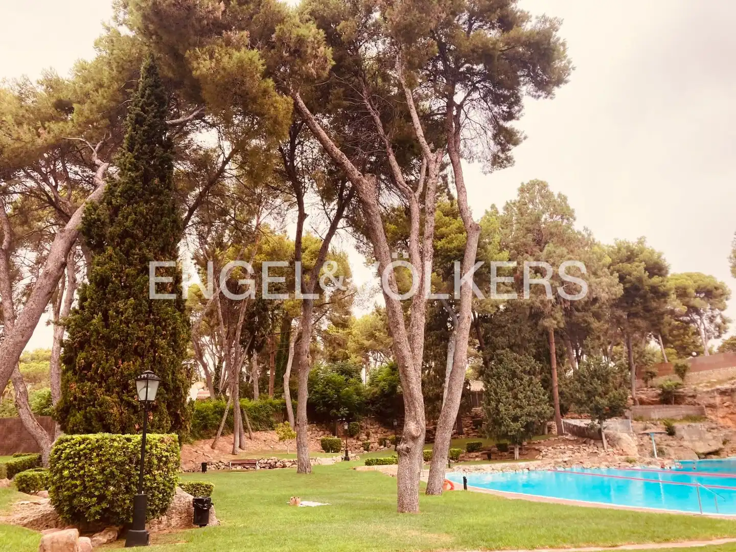 Piscina de Casa o chalet de alquiler en Rocafort con Aire acondicionado, Calefacción y Jardín privado