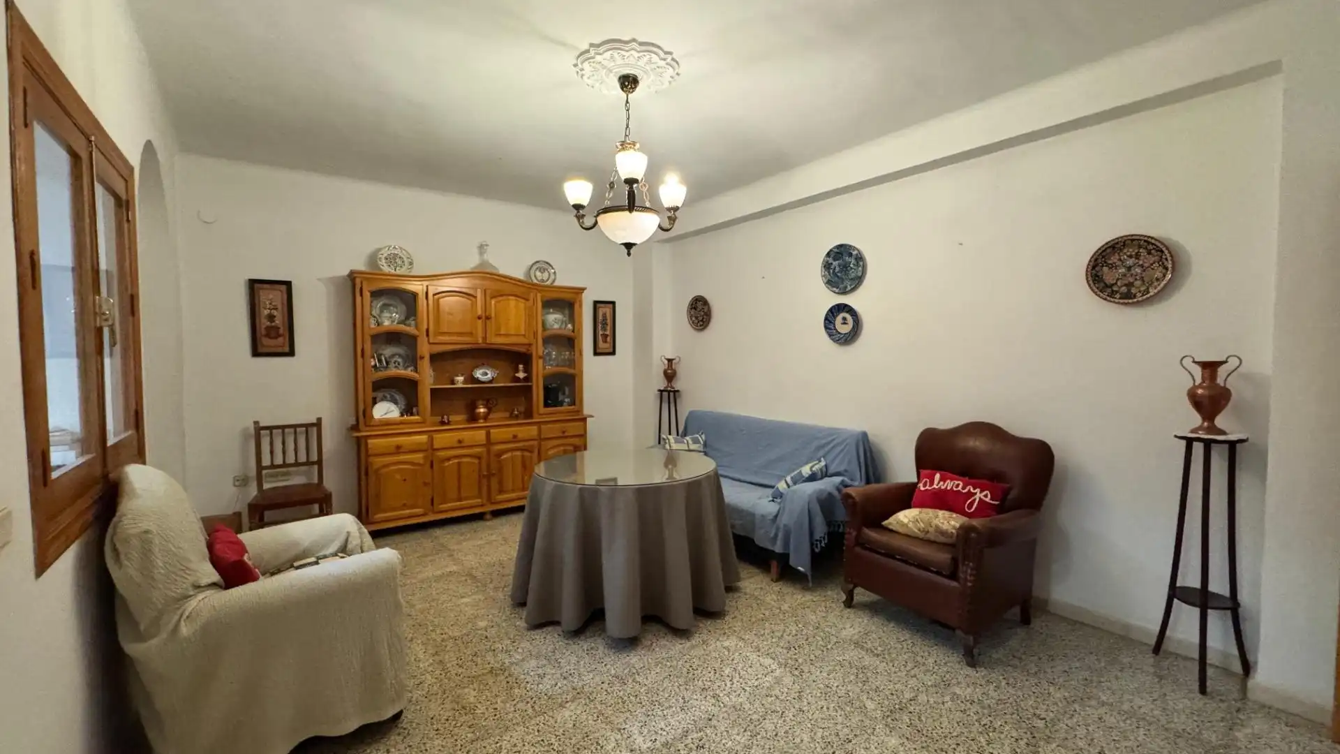 Sala d'estar de Casa adosada en venda en Dúrcal amb Balcó