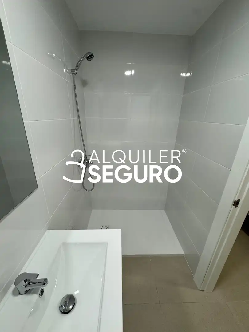 Bany de Estudi de lloguer en Málaga amb Aire condicionat