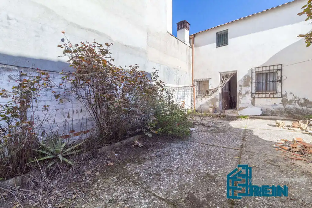 Exterior view of Houses for sale in Carranque