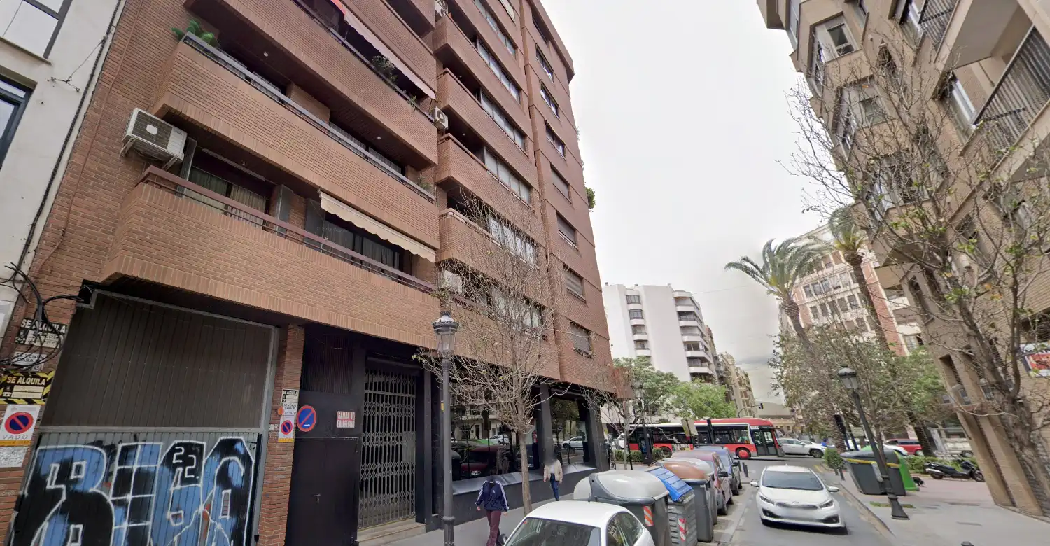 Vista exterior de Casa o chalet en venta en Valencia
