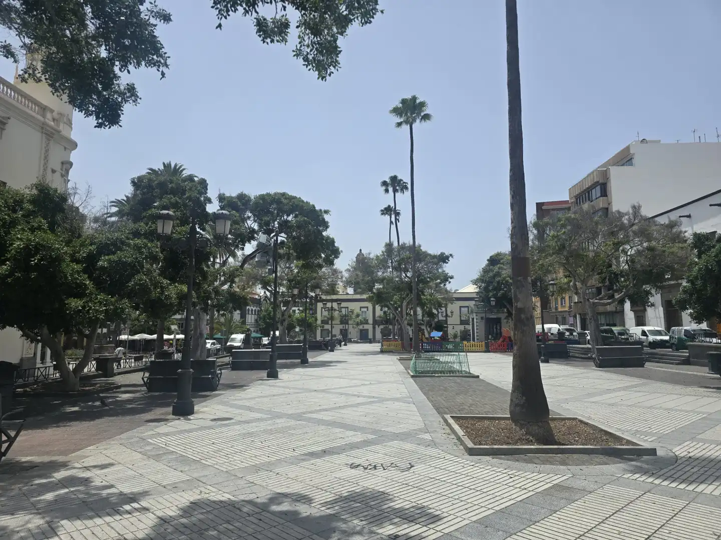 Außenansicht von Wohnung zum Verkauf in Las Palmas de Gran Canaria mit Abstellraum