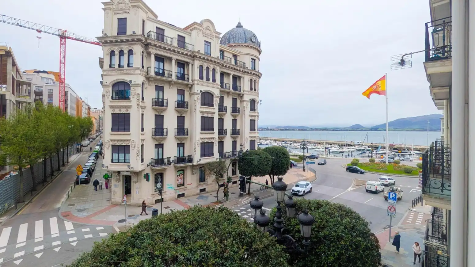 Vista exterior de Pis de lloguer en Santander amb Calefacció, Parquet i Moblat