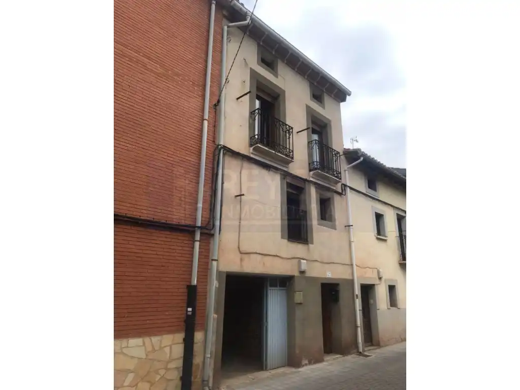 Vista exterior de Casa o chalet en venta en San Millán de la Cogolla con Balcón