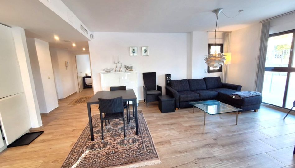 Apartamento en venta en Zona Pueblo - 2