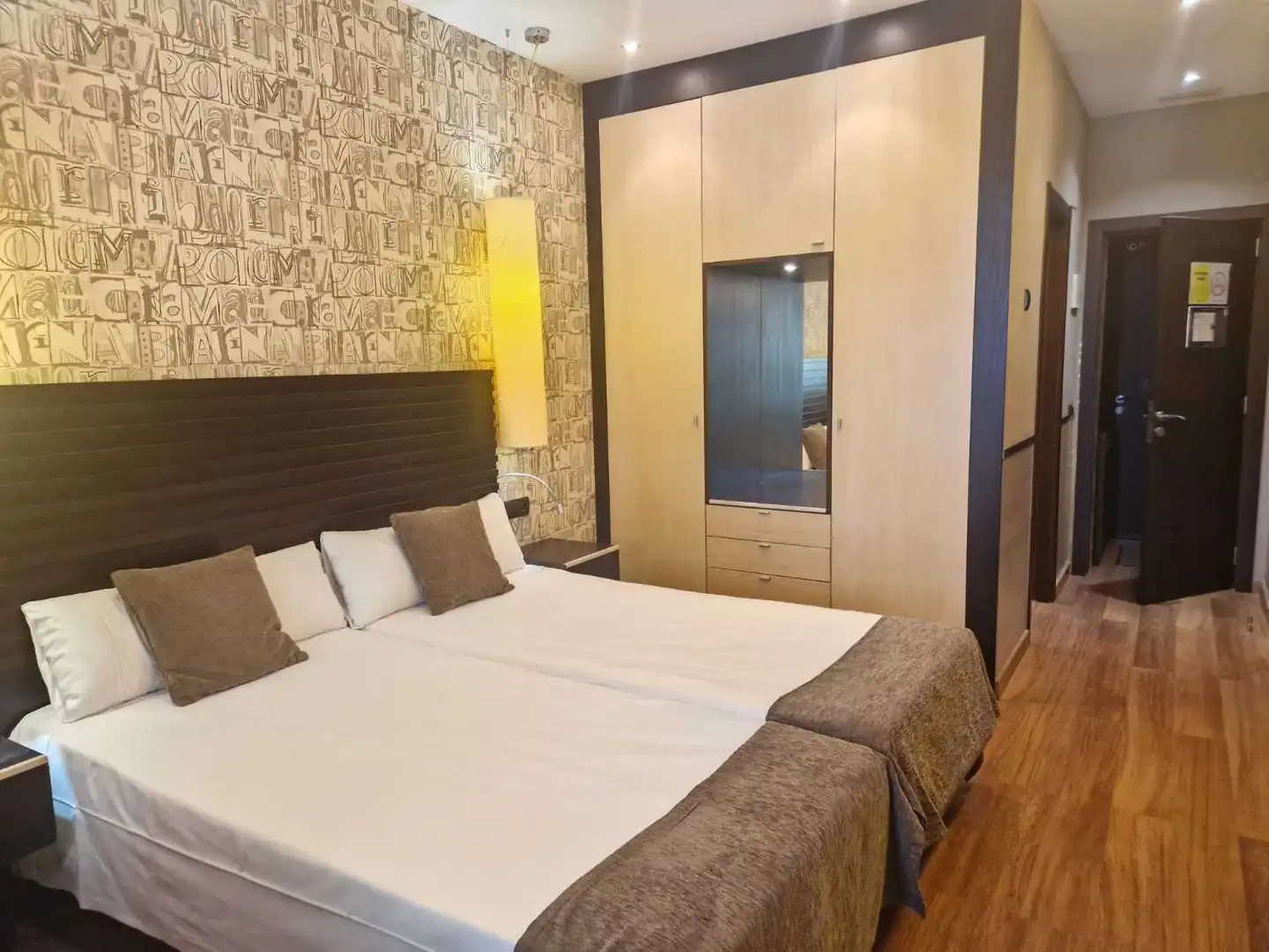 Schlafzimmer von Gebäude zum Verkauf in Brión