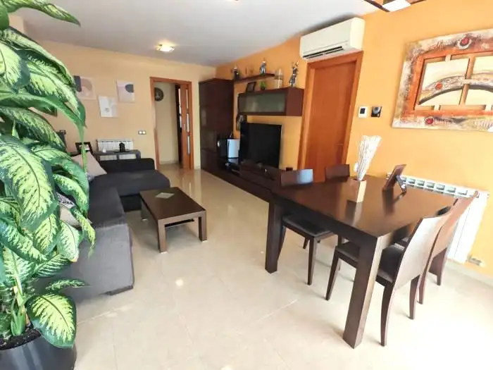 Wohnzimmer von Maisonette zum Verkauf in Lliçà d'Amunt mit Klimaanlage, Heizung und Parkett