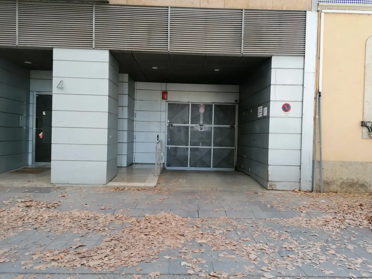 Garatge en venda en Girona
