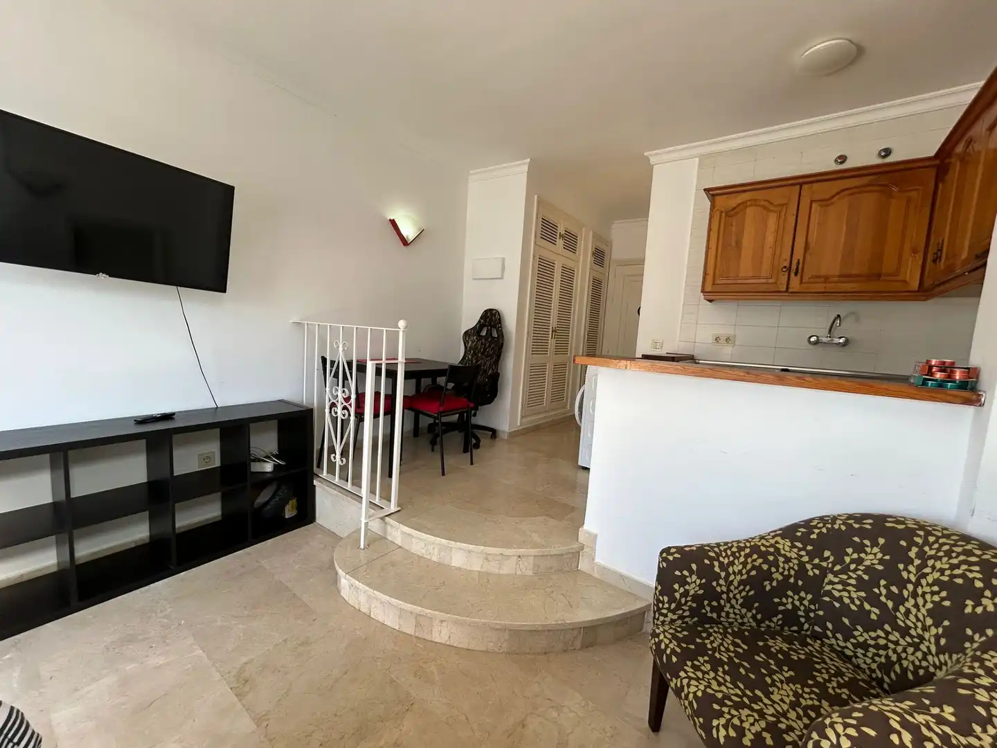 Estudio de alquiler en Estepona con Aire acondicionado, Terraza y Amueblado