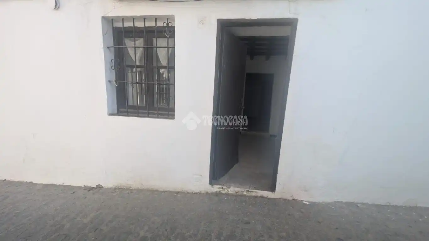 Einfamilien-Reihenhaus zum Verkauf in LA FUENTE, Vejer