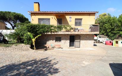 Vista exterior de Casa o xalet en venda en Maçanet de la Selva amb Aire condicionat i Terrassa