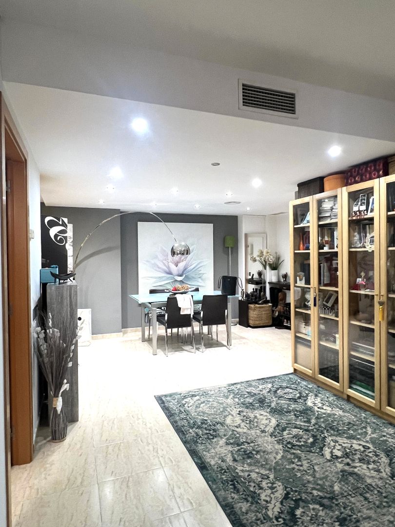 Dining room of Planta baja for sale in Granollers  with Air Conditioner, Heating and Oven