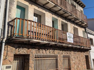 Mixed residential for sale in Villanueva de la Vera