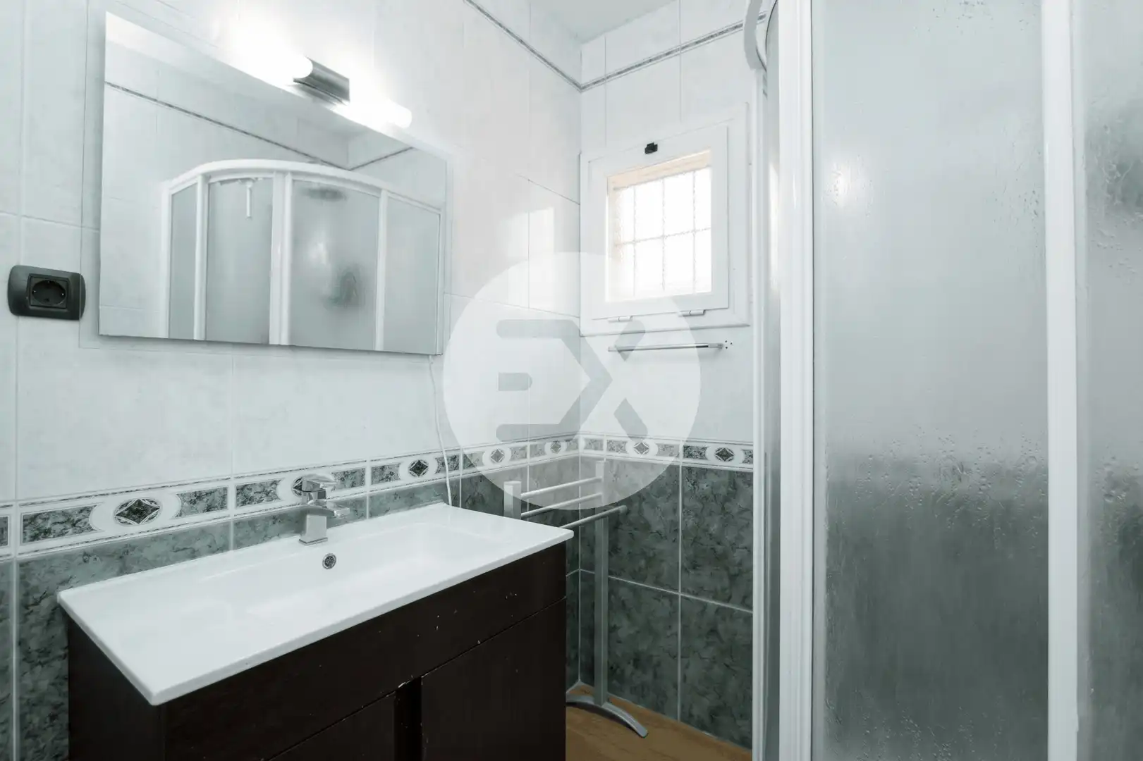 Baño de Casa o chalet en venta en Sant Boi de Llobregat con Aire acondicionado, Calefacción y Jardín privado