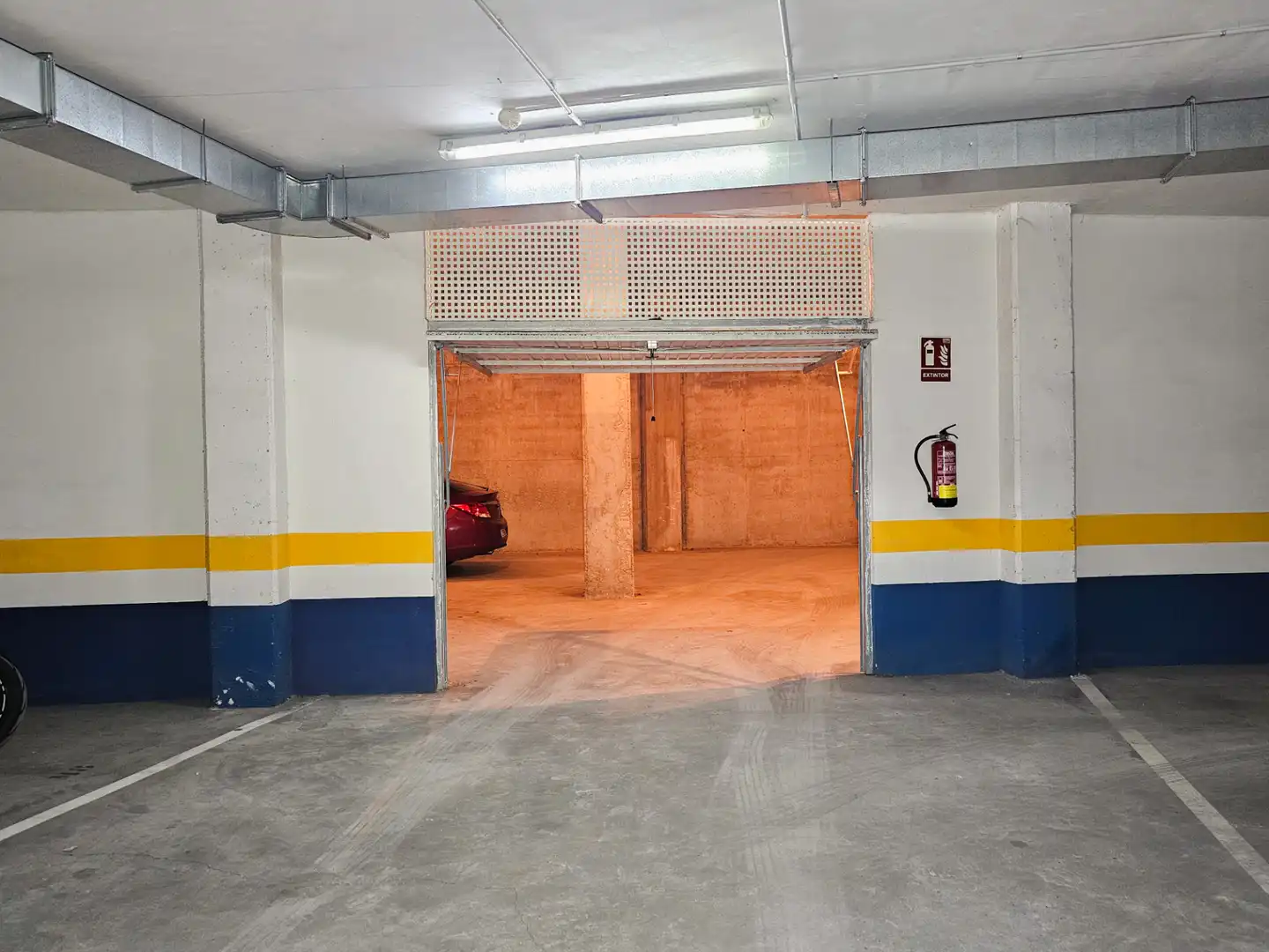 Aparcament de Local en venda en Zaragoza