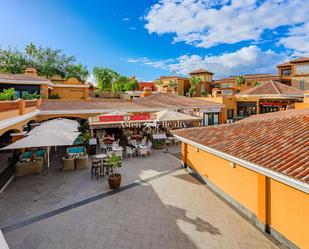 Vista exterior de Local en venda en Adeje amb Aire condicionat, Terrassa i Moblat