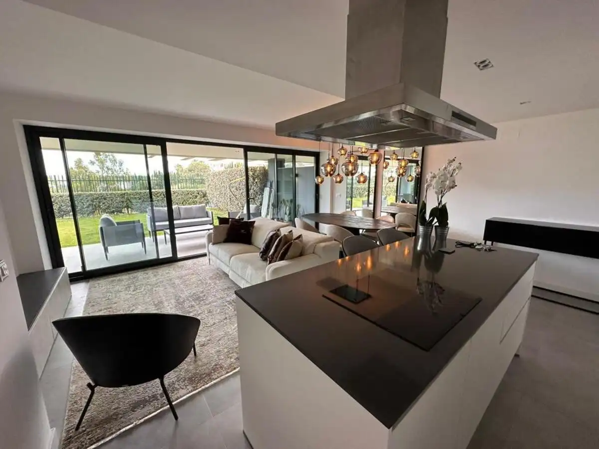Erdgeschosswohnung mit Pool zur Miete in Selwo, imagen 3