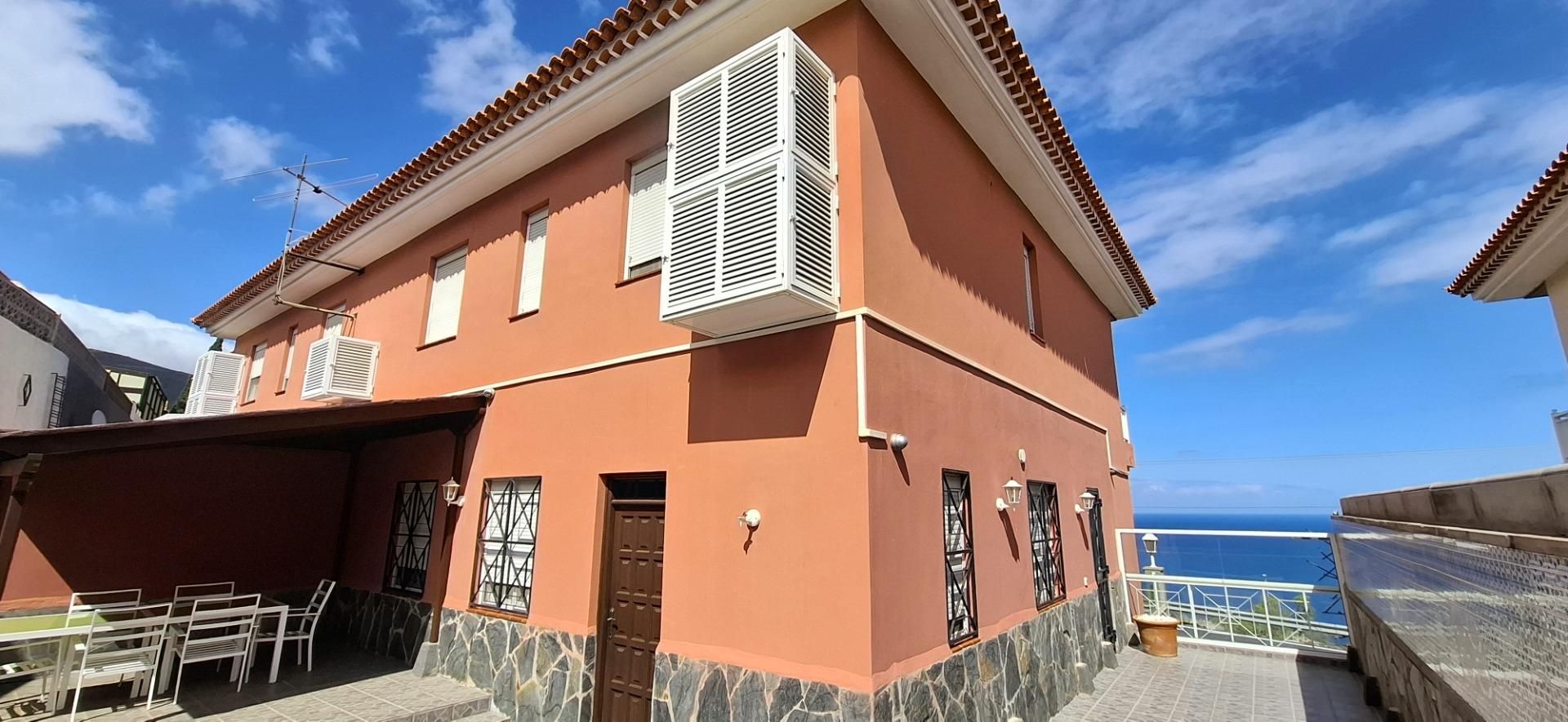 Vista exterior de Casa o chalet en venta en Candelaria con Jardín privado, Terraza y Trastero
