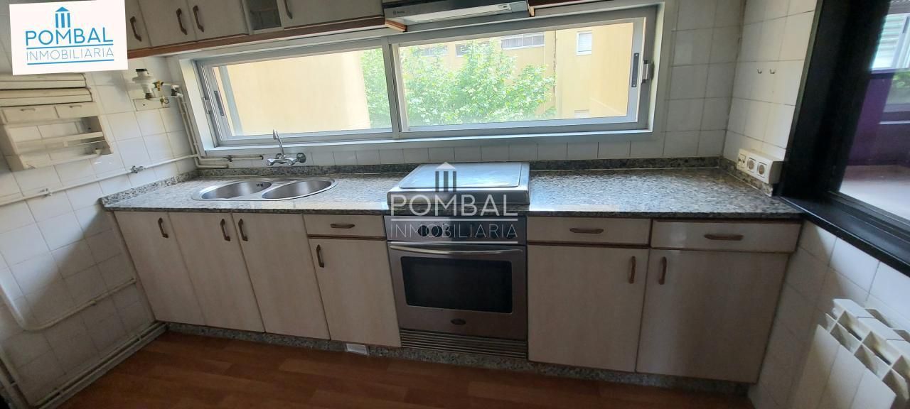 Cuina de Pis en venda en O Carballiño   amb Calefacció