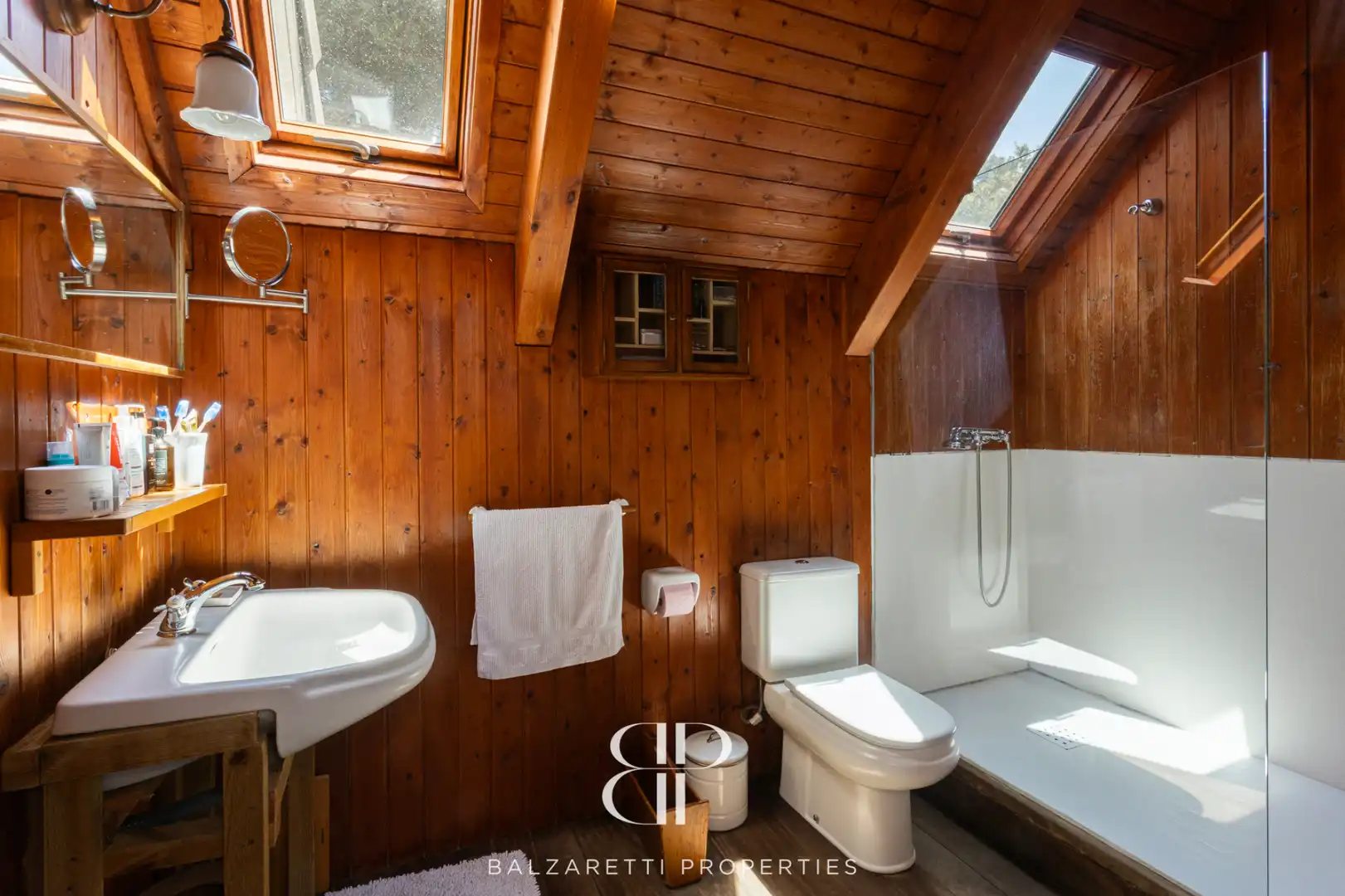 Bathroom of Houses for sale in Vallromanes  with Air Conditioner, Heating and Private garden