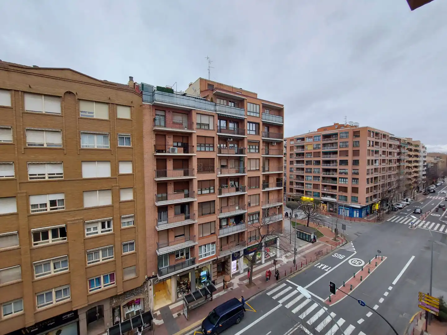Vista exterior de Piso en venta en  Logroño con Calefacción, Amueblado y Balcón