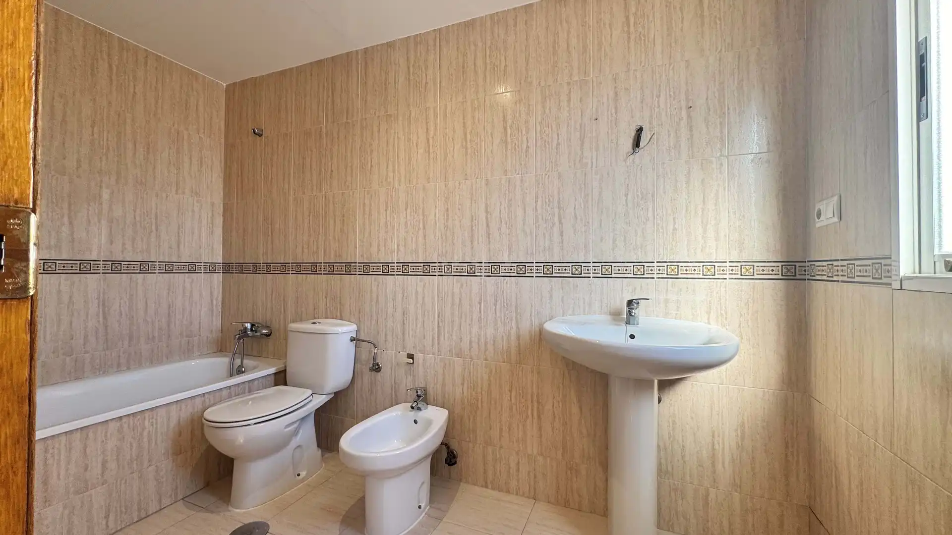 Baño de Piso en venta en Alicante / Alacant con Piscina