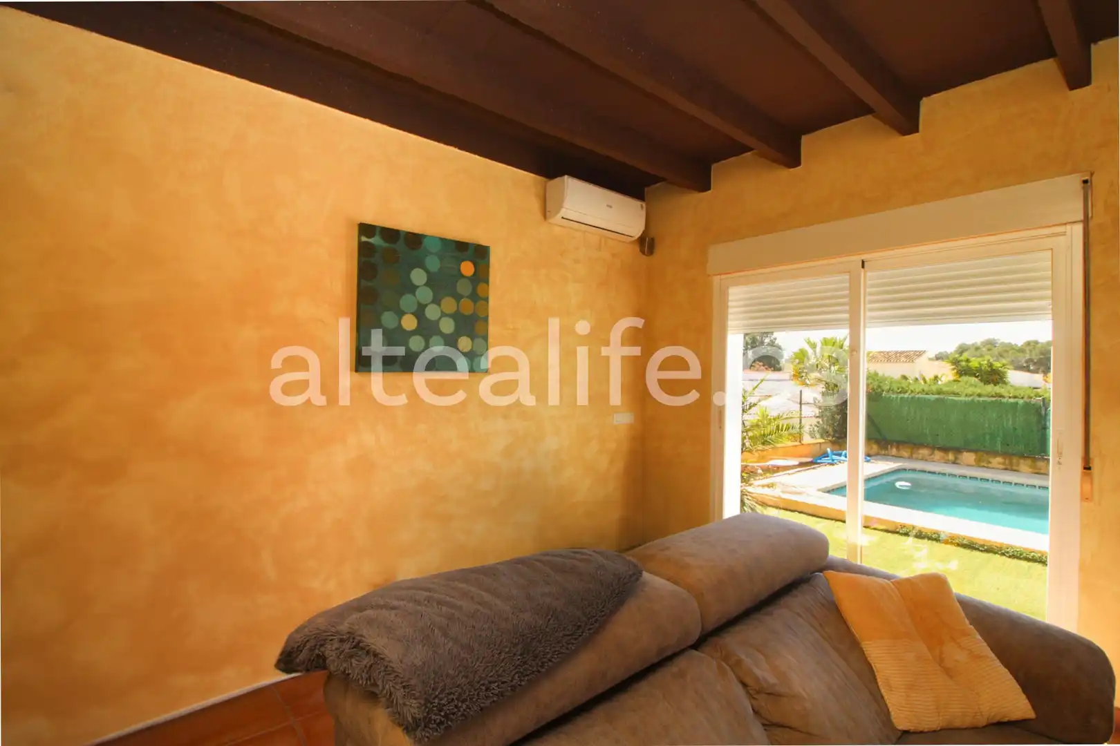 Habitación de Casa o chalet en venta en La Nucia con Aire acondicionado, Calefacción y Jardín privado