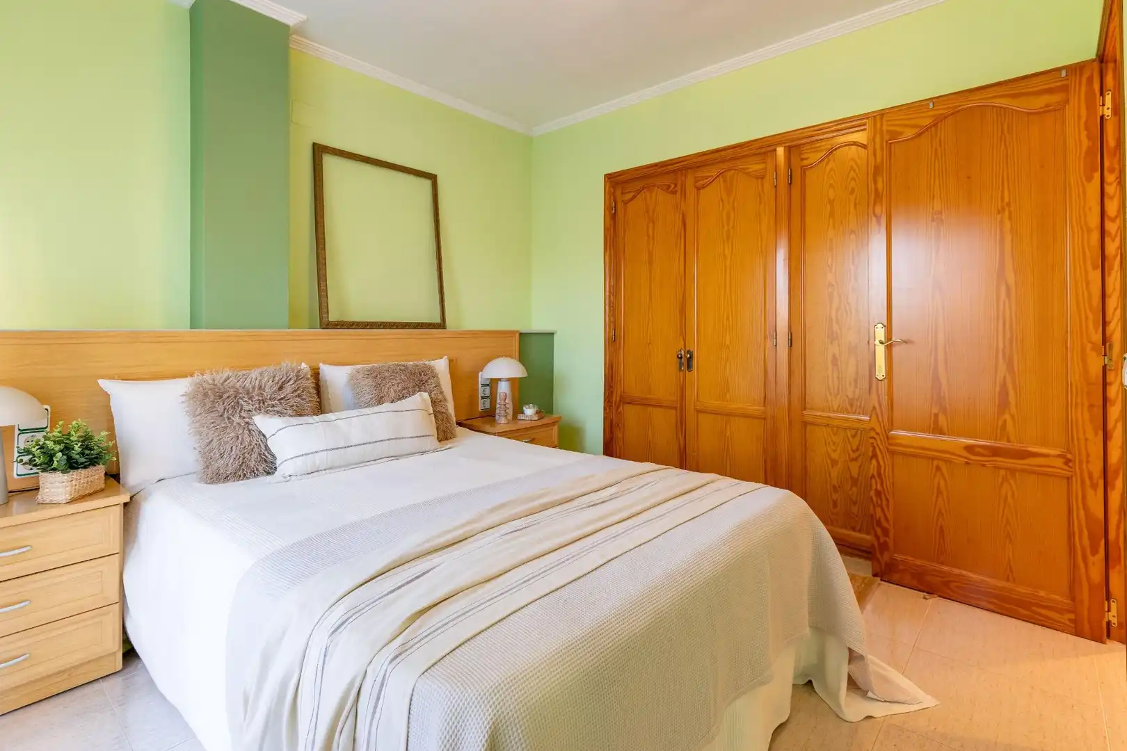 Habitación de Ático en venta en Tavernes de la Valldigna con Terraza, Trastero y Amueblado