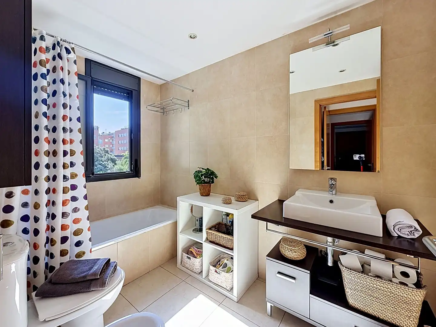 Baño de Dúplex en venta en Montornès del Vallès con Aire acondicionado, Calefacción y Terraza
