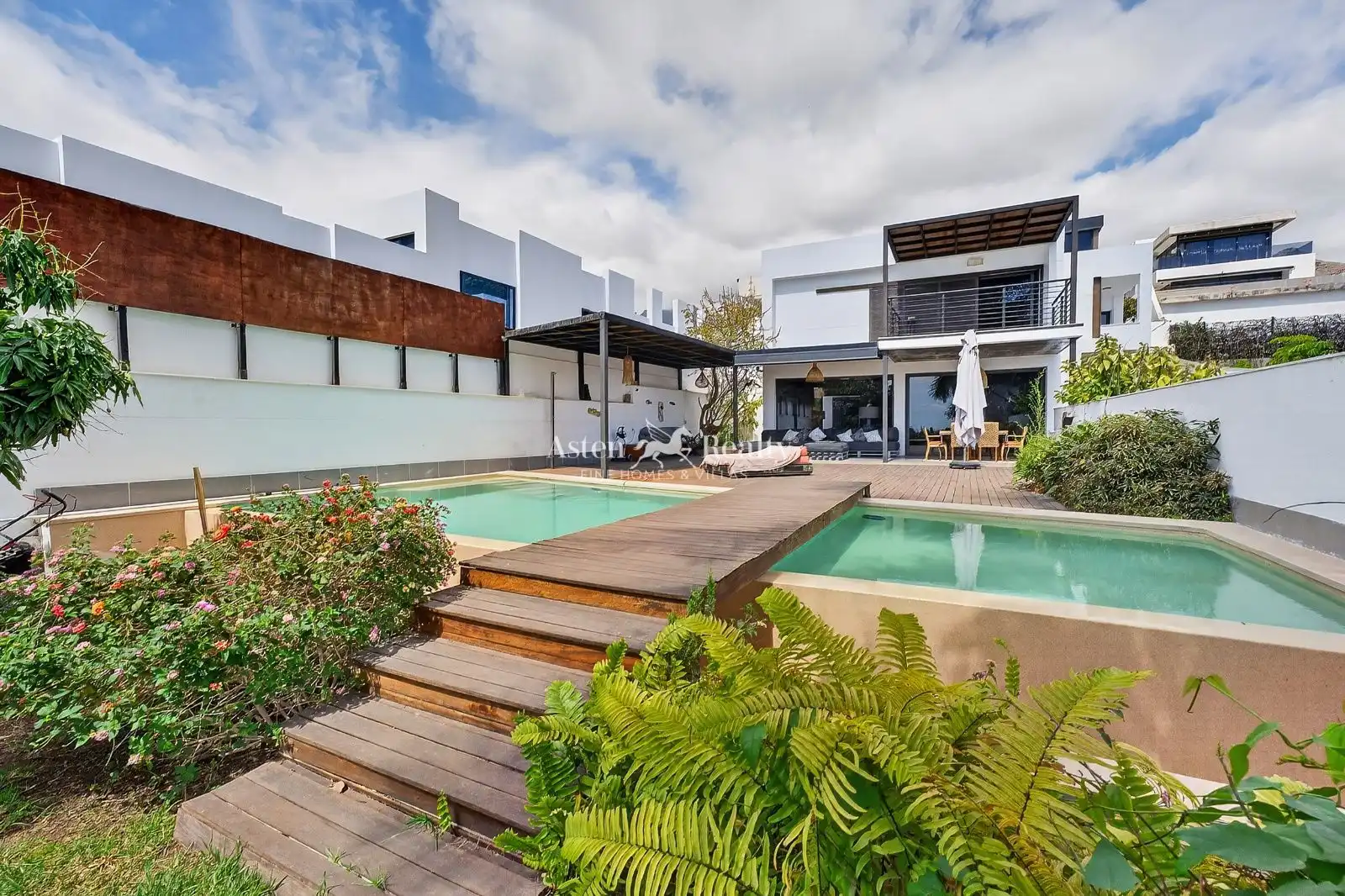 House with pool for sale in Kurt Konrad Mayer, imagen 2