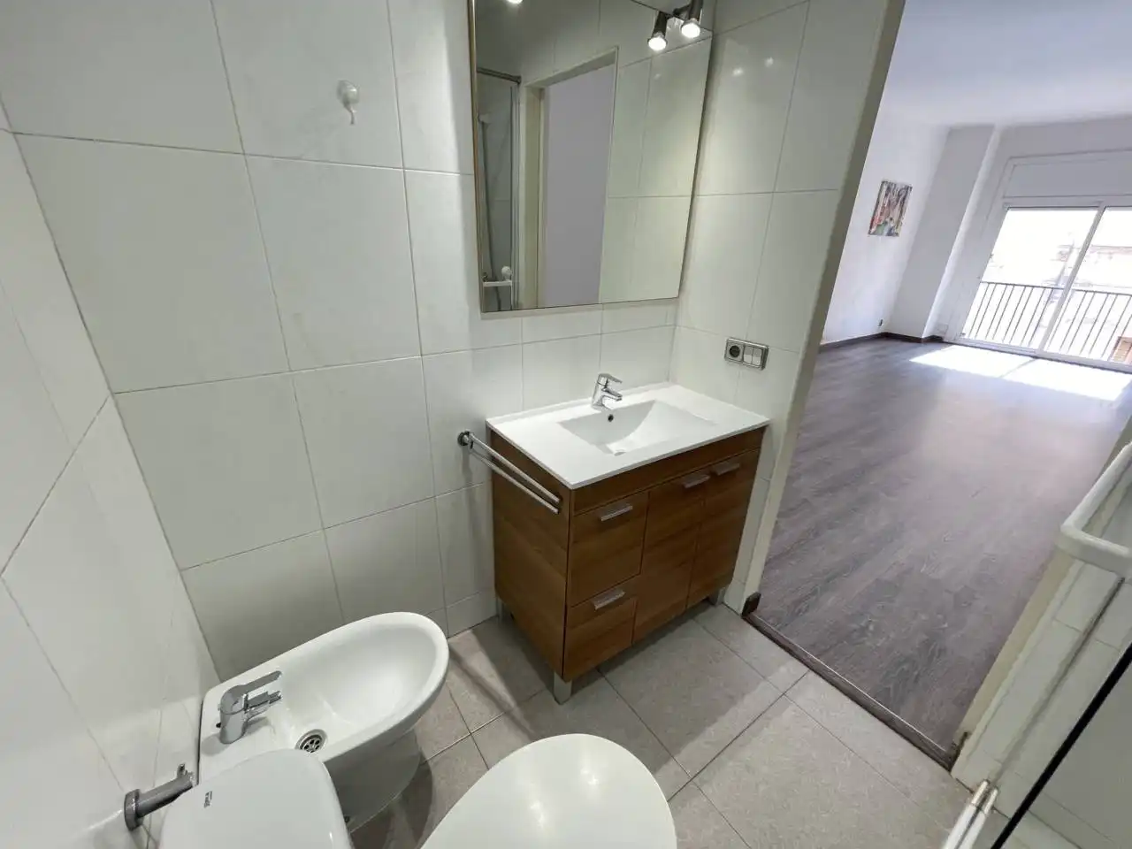 Bathroom of Flat for rent in Barcelona  with Parquet flooring