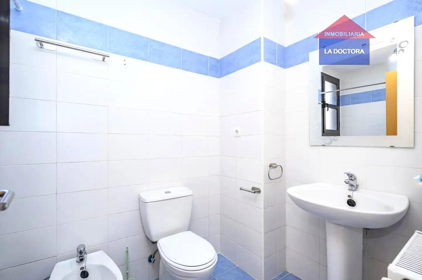 Baño de Ático de alquiler en Navalcarnero con Aire acondicionado, Calefacción y Terraza