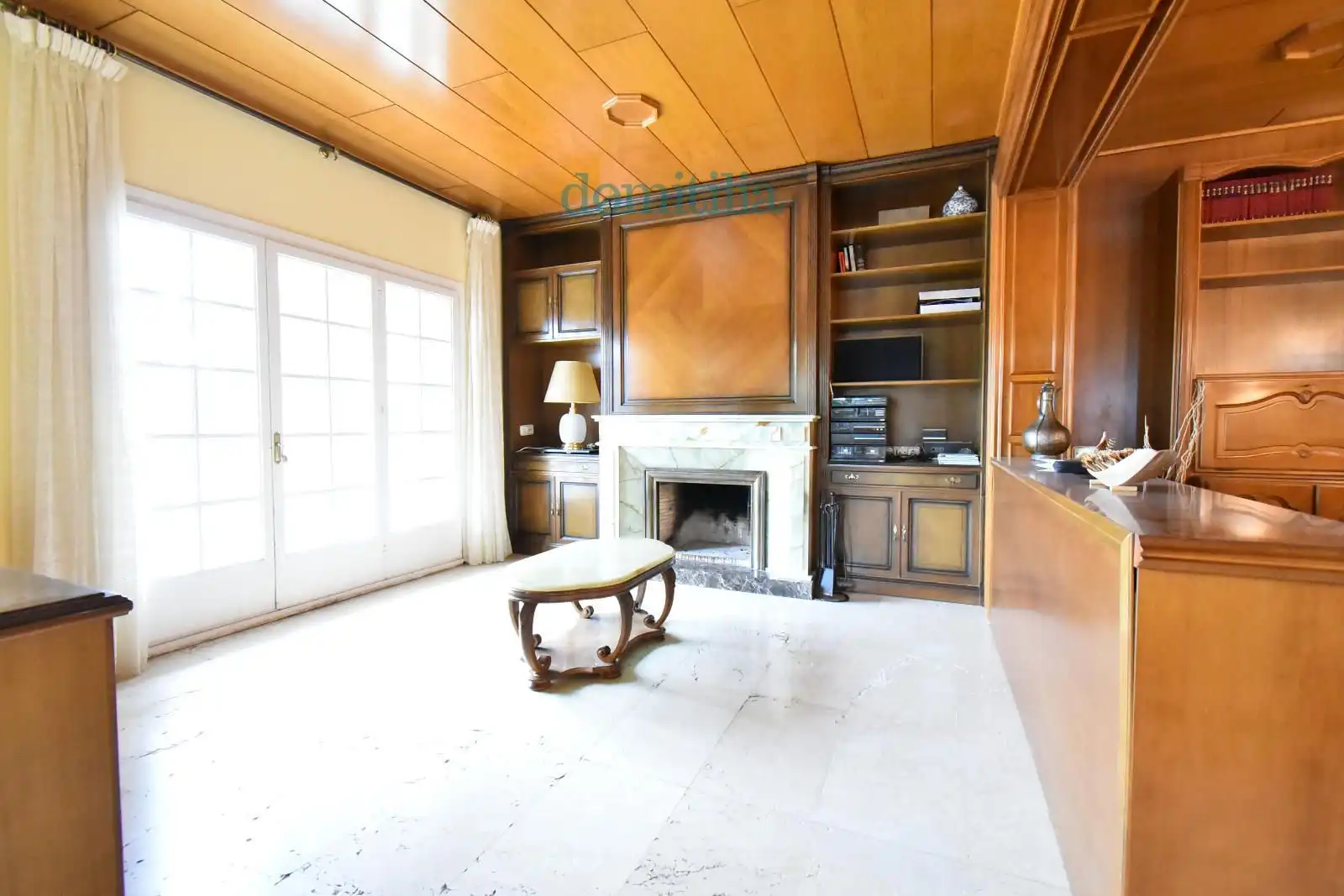 Sala d'estar de Casa o xalet en venda en Castellar del Vallès amb Calefacció, Jardí privat i Terrassa