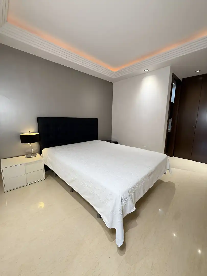 Apartament amb piscina en venda a Benahavís pueblo, imagen 25